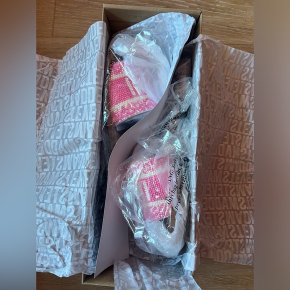 Sandals - Picture 3 of 5